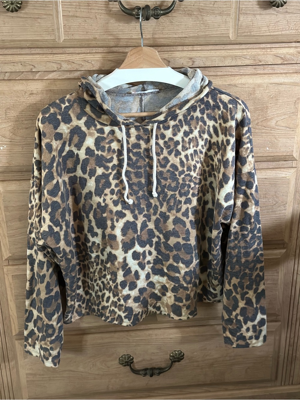Caution To The Wind \ Lightweight Oversized Boxy Leopard Print Hooded Sweatshirt
